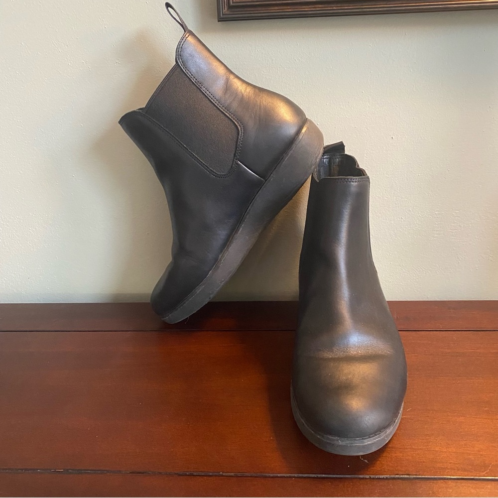 Fit Flop Chukka Boots - Size 7